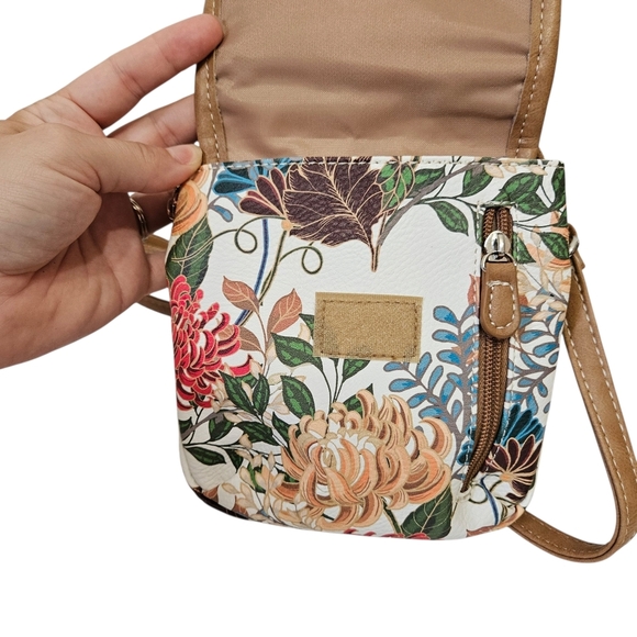 Mutisac Cross Body Floral Travel Purse - Picture 6 of 9